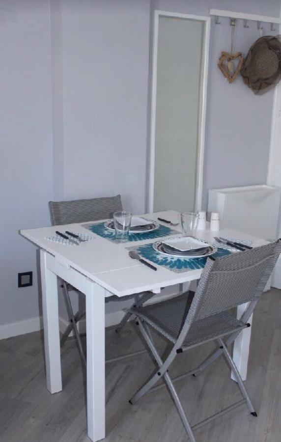 Retiro Beach Apartment Дения Екстериор снимка