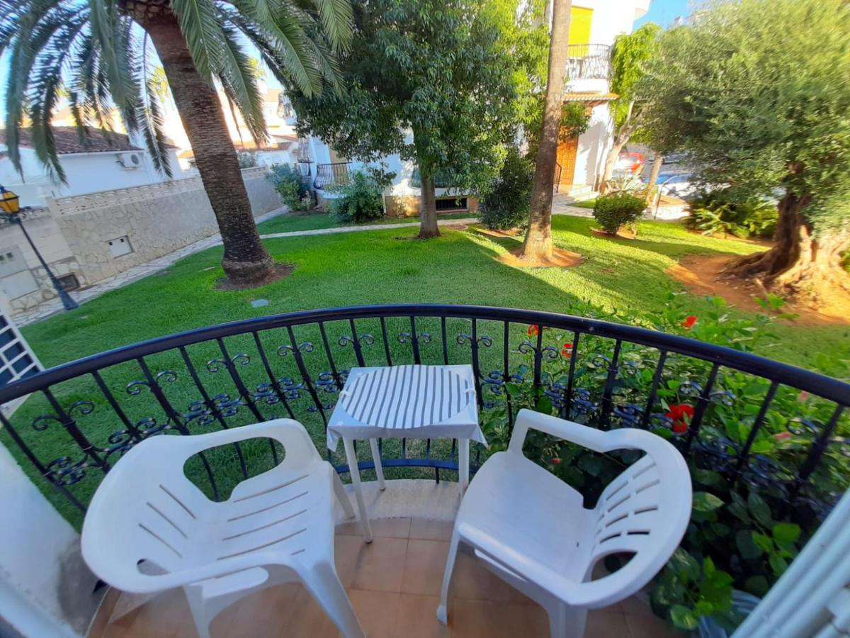 Retiro Beach Apartment Дения Екстериор снимка